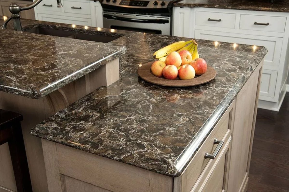 Стол из мрамора сверху