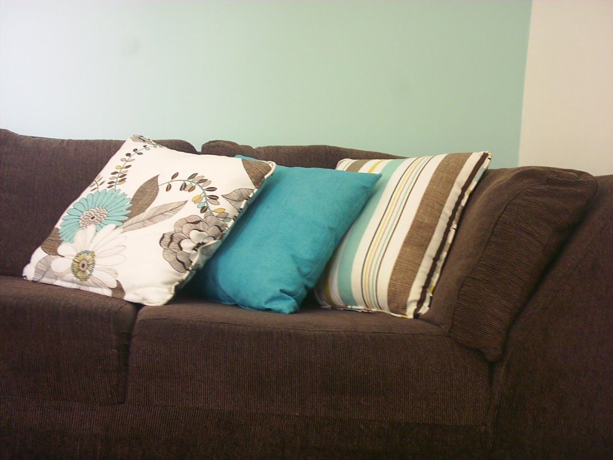 Декоративные подушки в интерьере