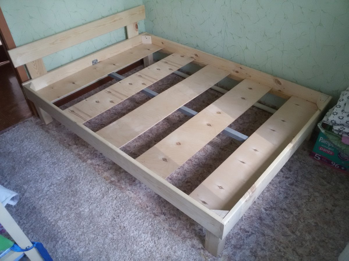 Кровать 2000х2200 чертеж