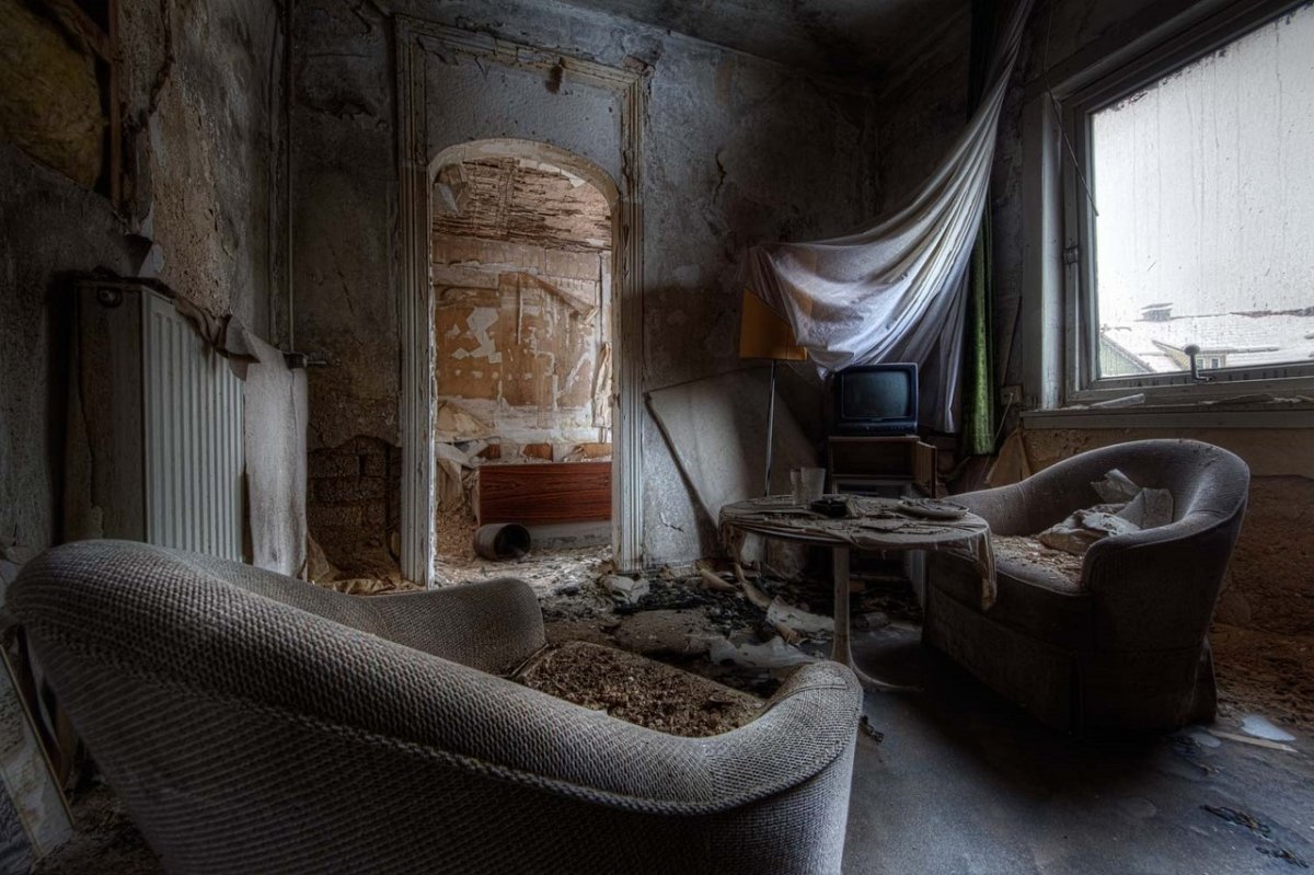 Реставрация заброшенных домов