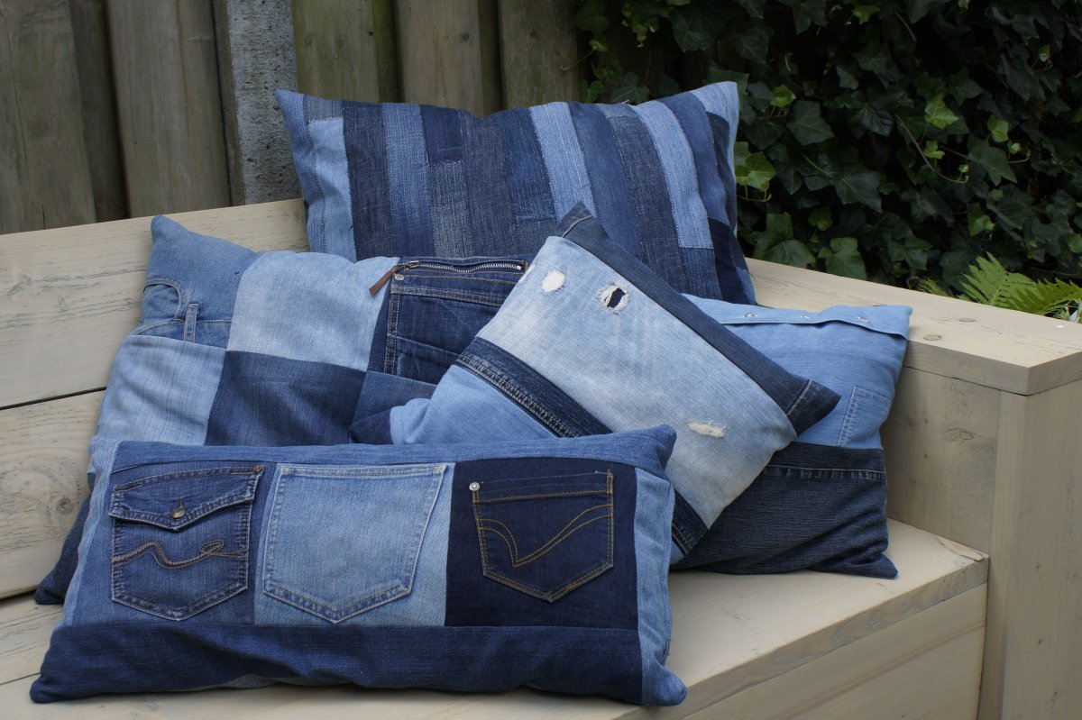 Подушки из джинсы