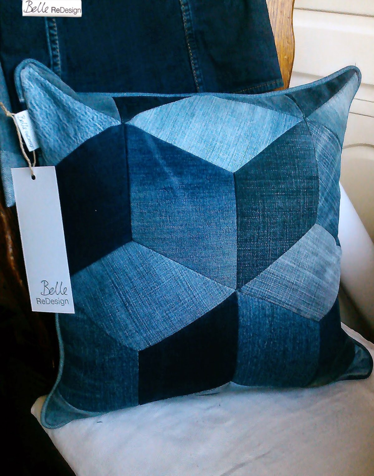 Подушки из джинса
