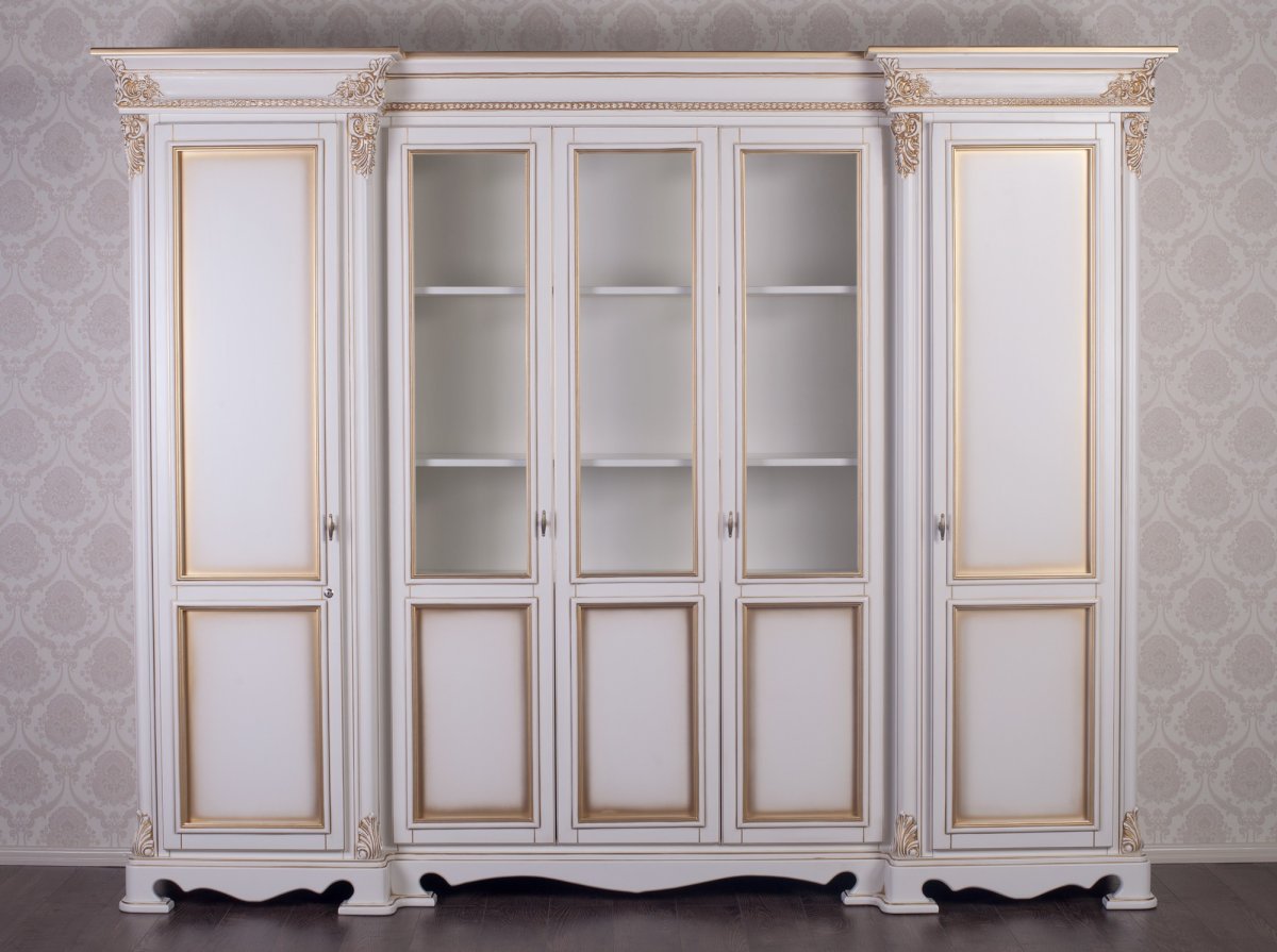 Стенка в гостиную классика светлая