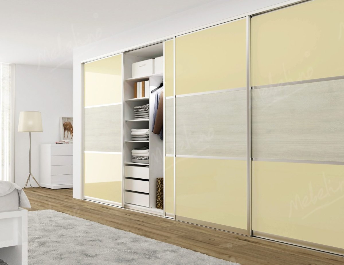 Шкаф купе светлый с темными вставками