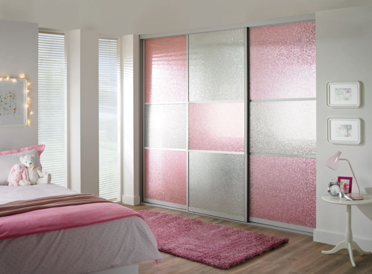 Эггер платиновый белый шкаф купе