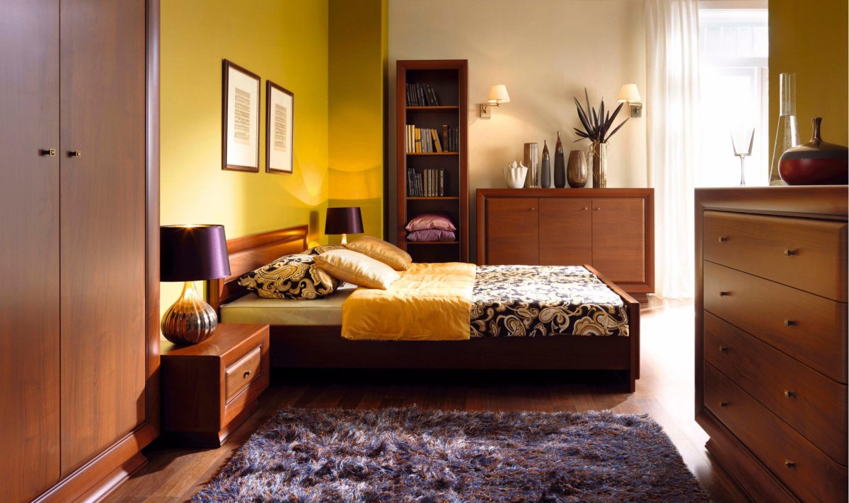 Комод в интерьере гостиной