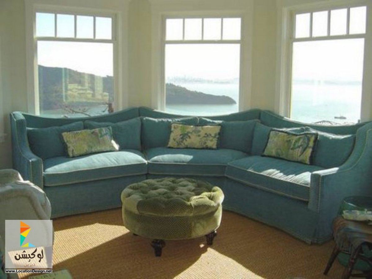 Диван в эркер