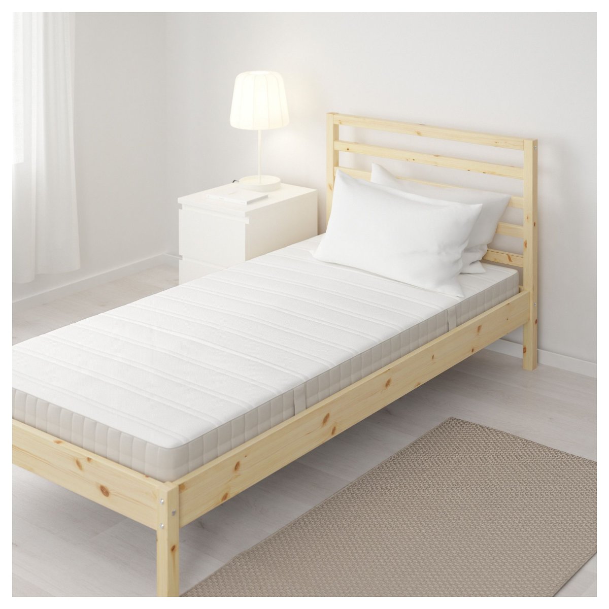 Деревянная кровать икеа