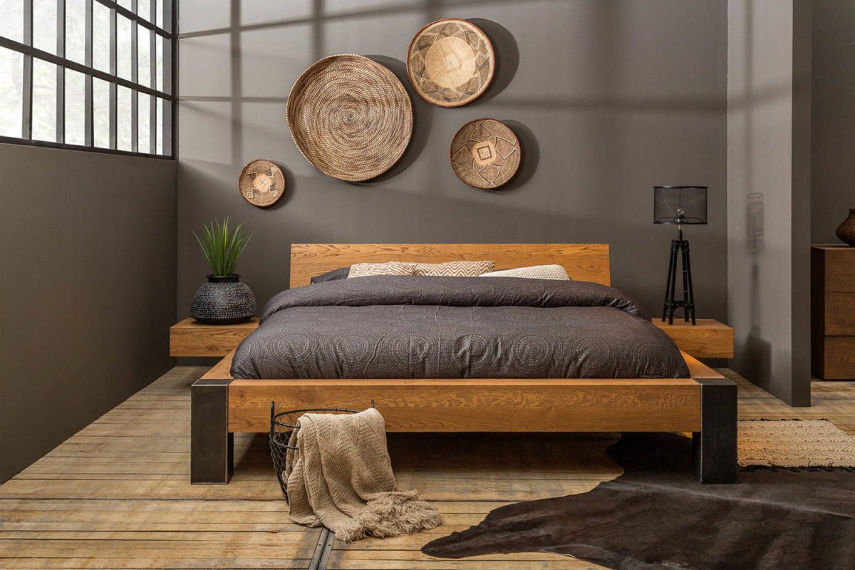 Изголовье из досок