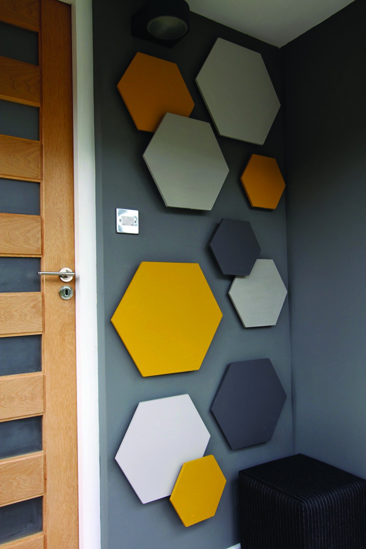 Полки из фанеры дизайнерские