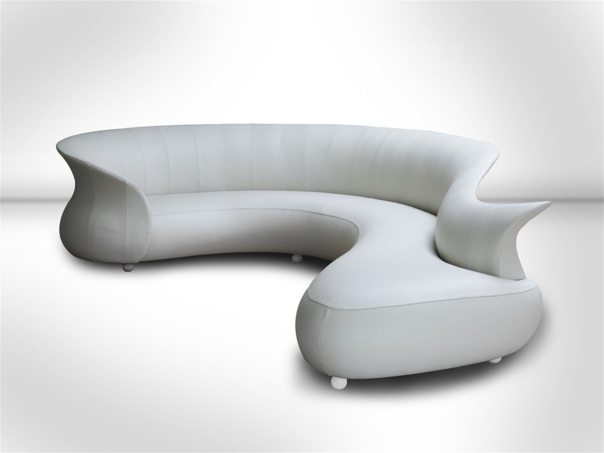 Футуристическая мягкая мебель