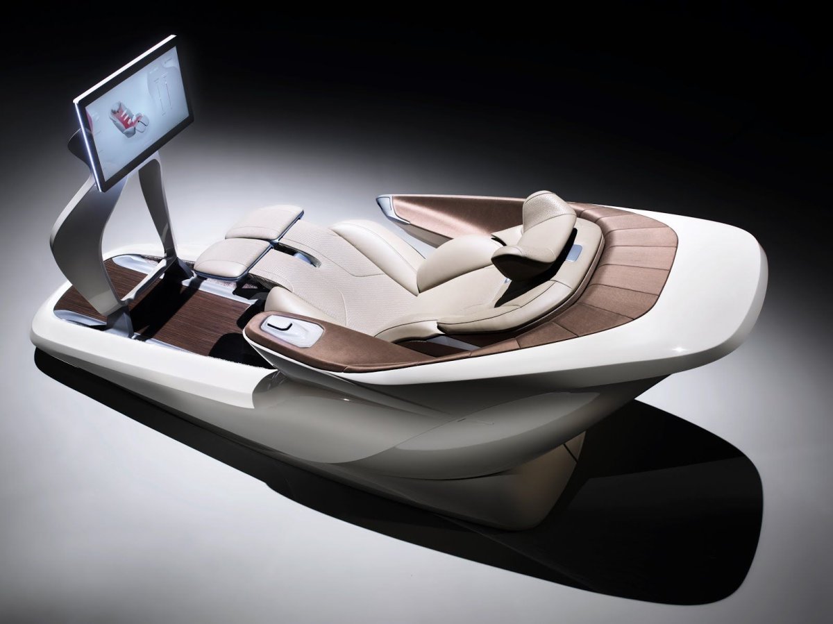 Футуристические стулья