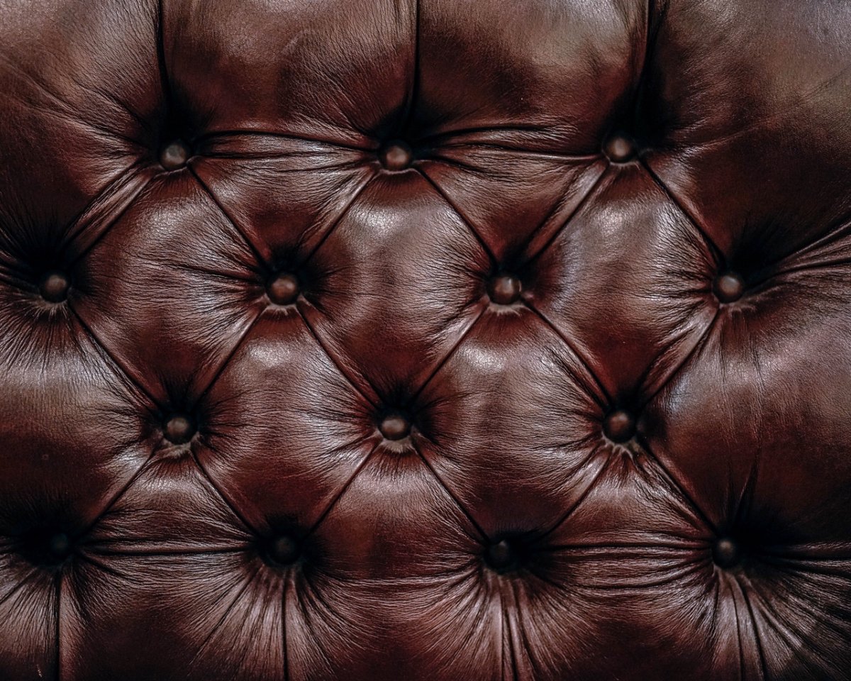 Кожа для обивки дивана