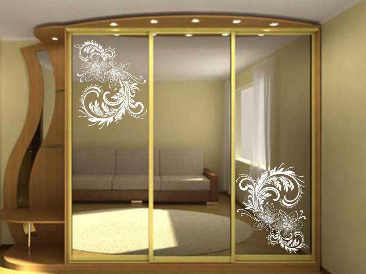Зеркальные наклейки на шкаф купе