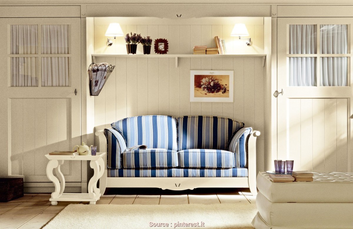 Полосатый диван в стиле Прованс