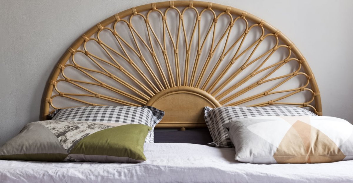 Плетеное изголовье