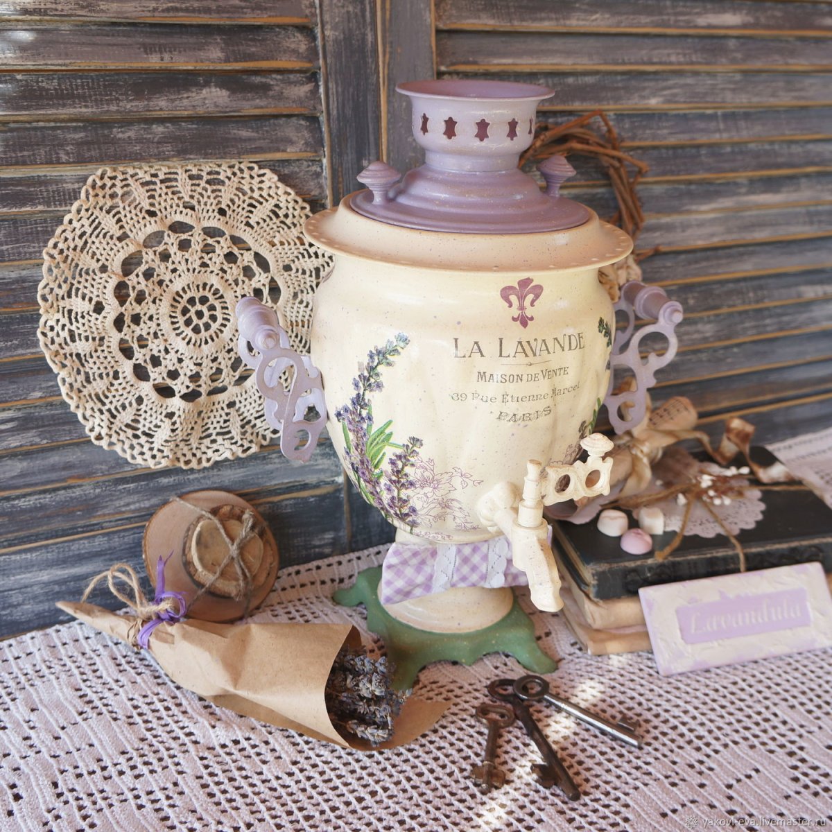 Переводные наклейки на мебель