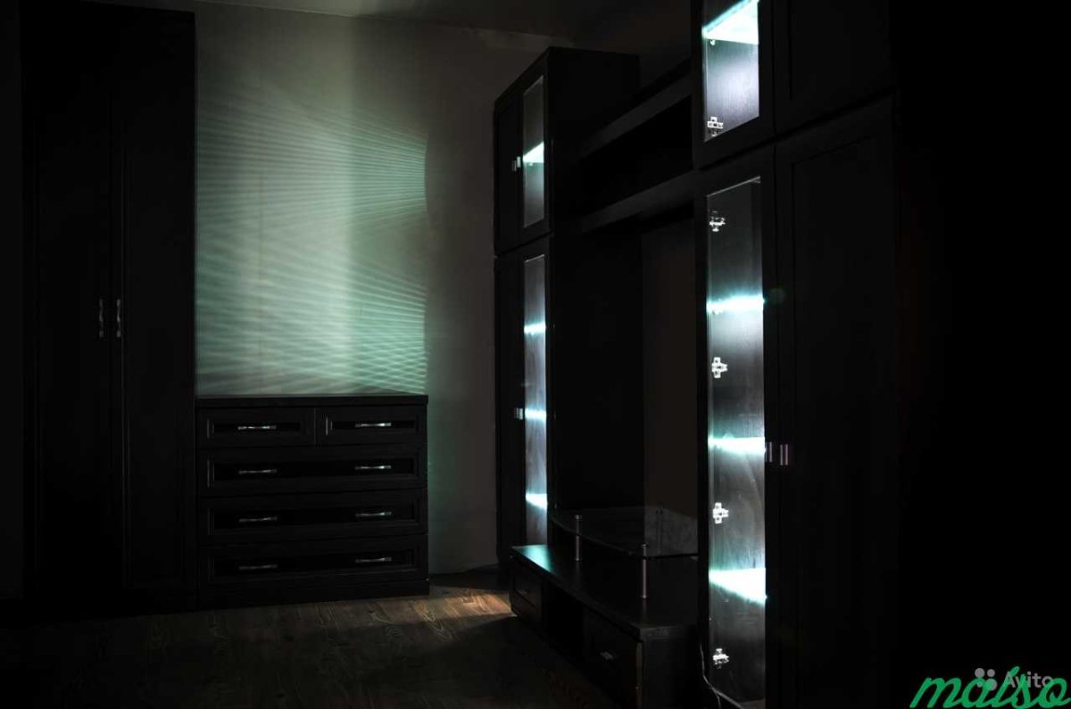 Шкаф-купе в спальню черный