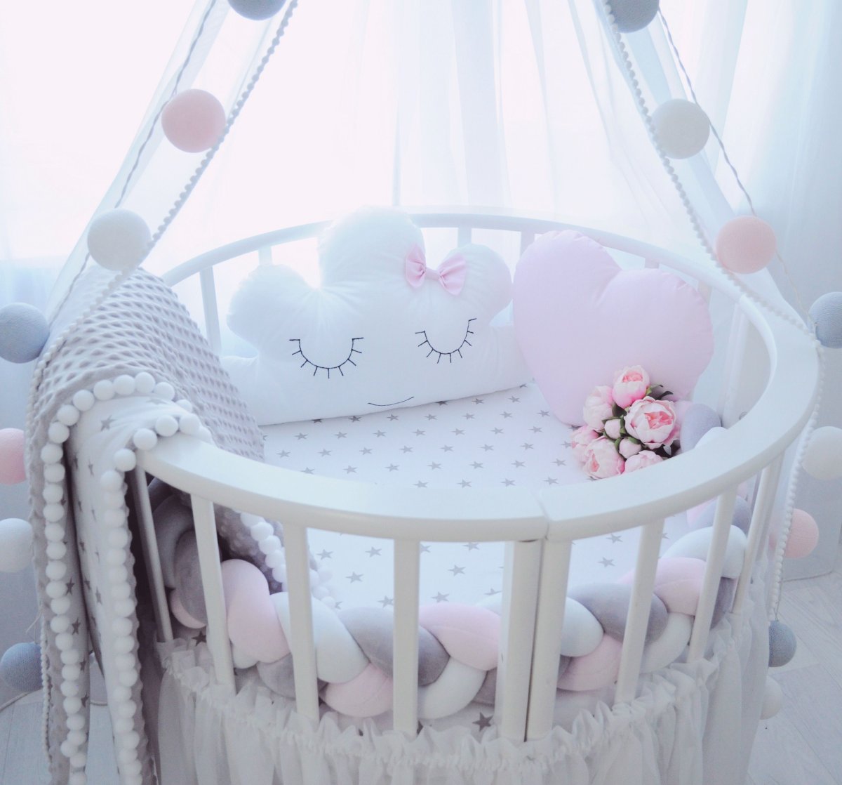 Кроватки для новорожденных девочек круглые