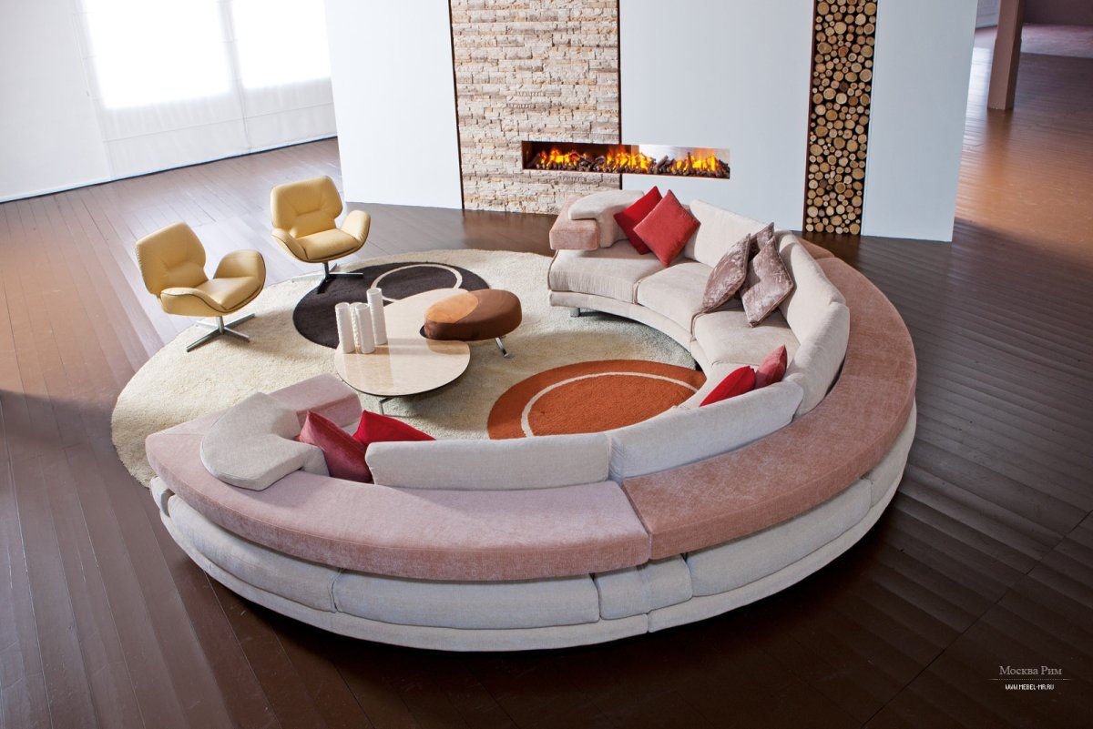 Круглый диван