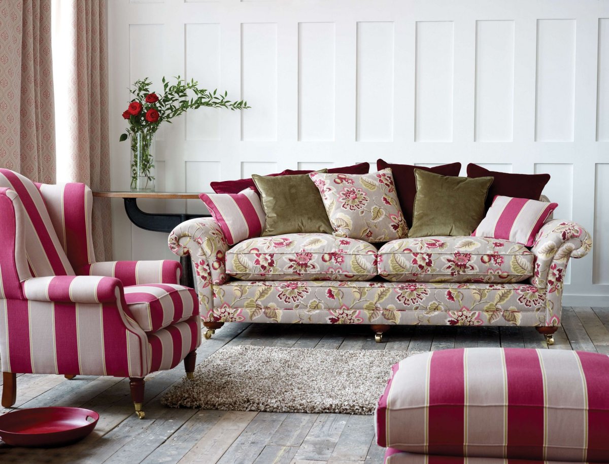 Маккензи-Чайлдс диван