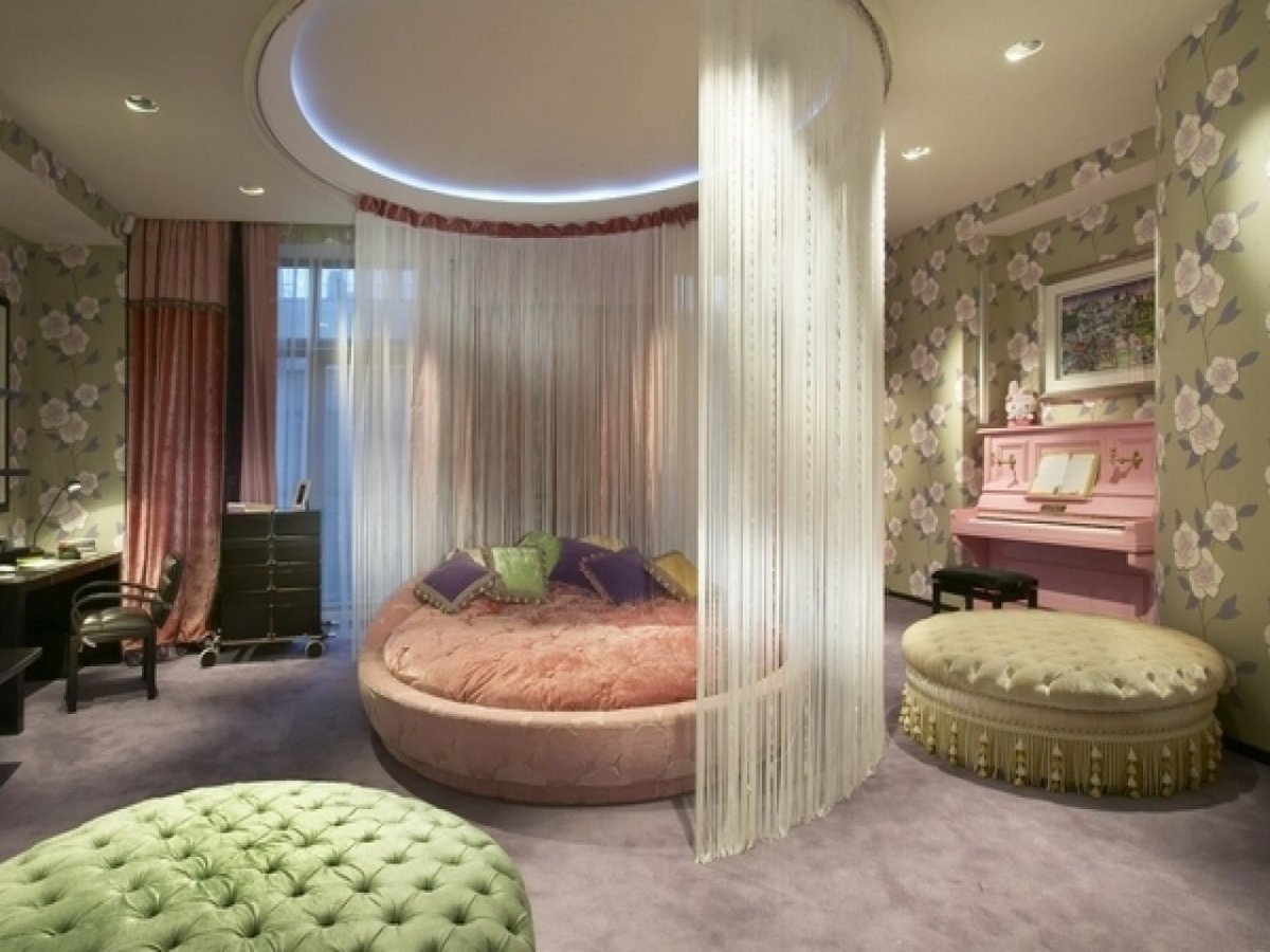 Круглая кровать Caprice