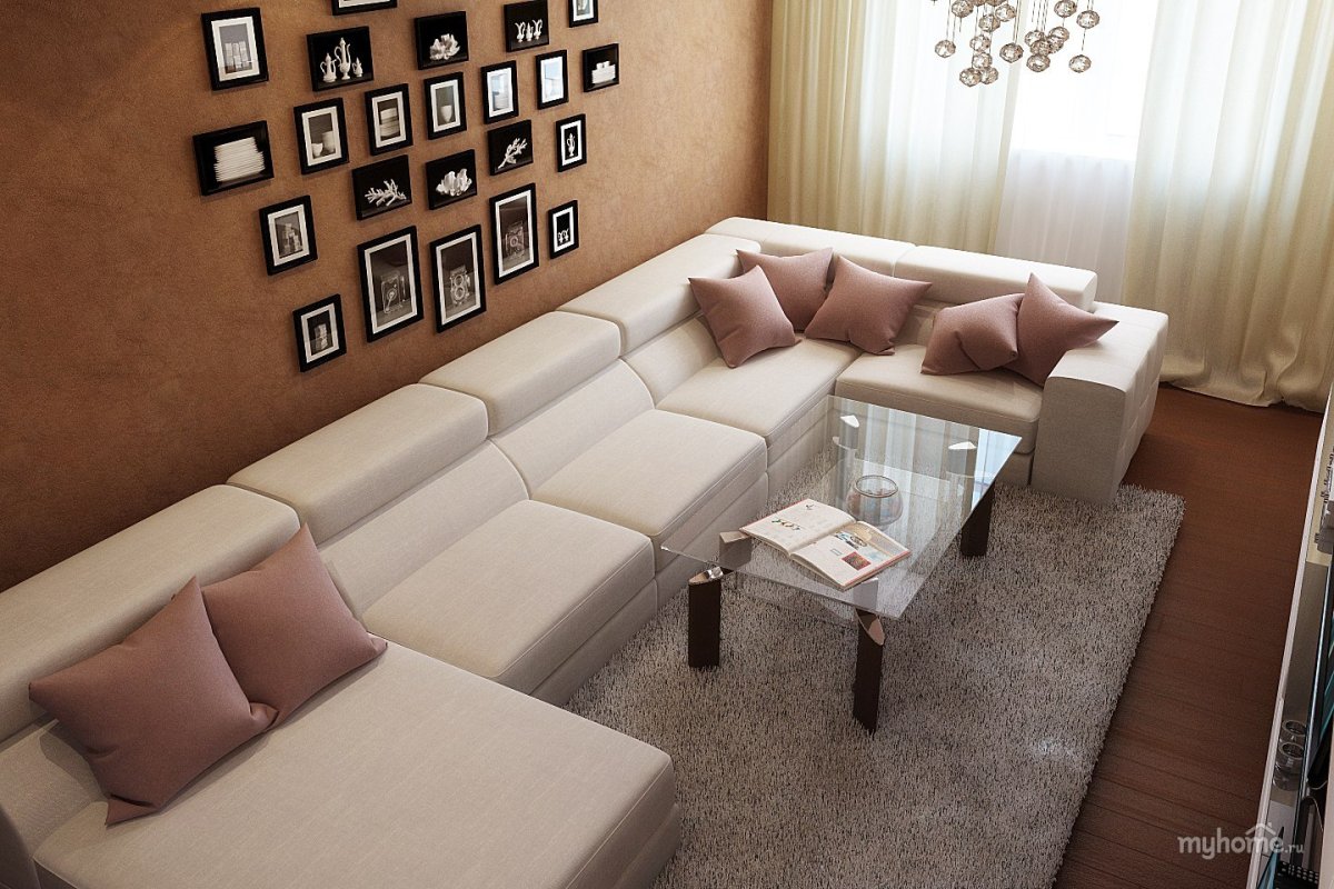 Диван в светлых тонах