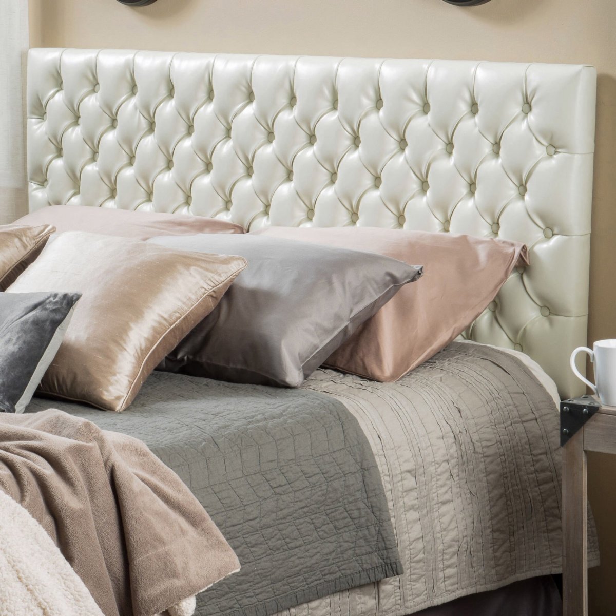 Кровать Tufted Headboard