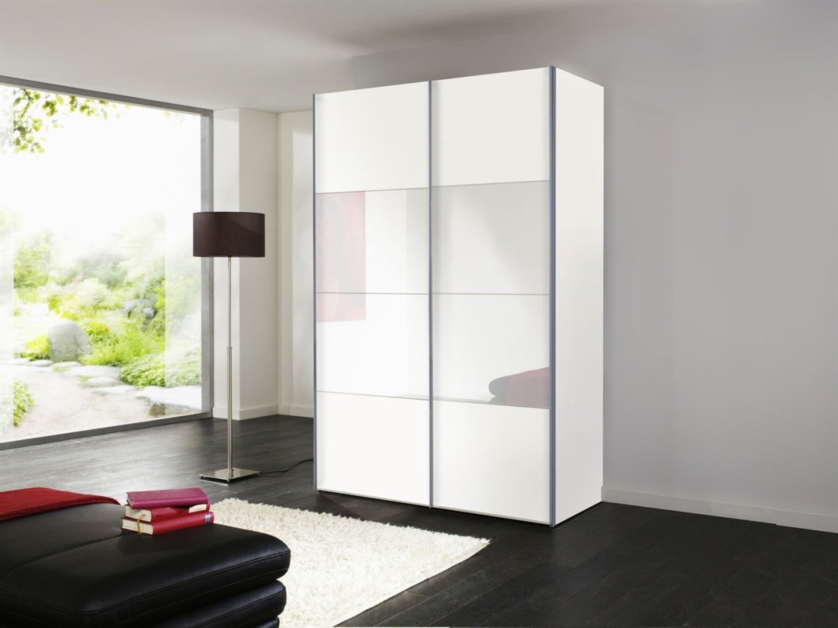 Глянцевый шкаф купе