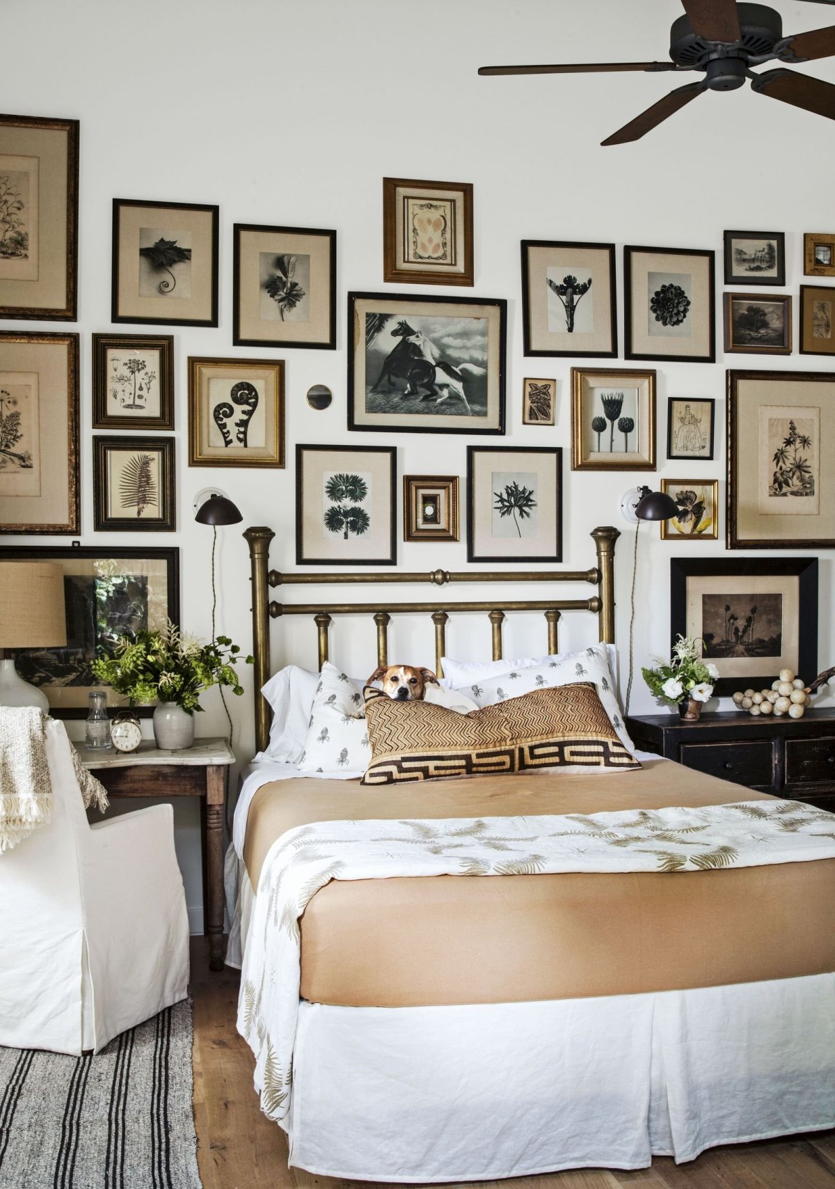 Постеры в спальню над кроватью