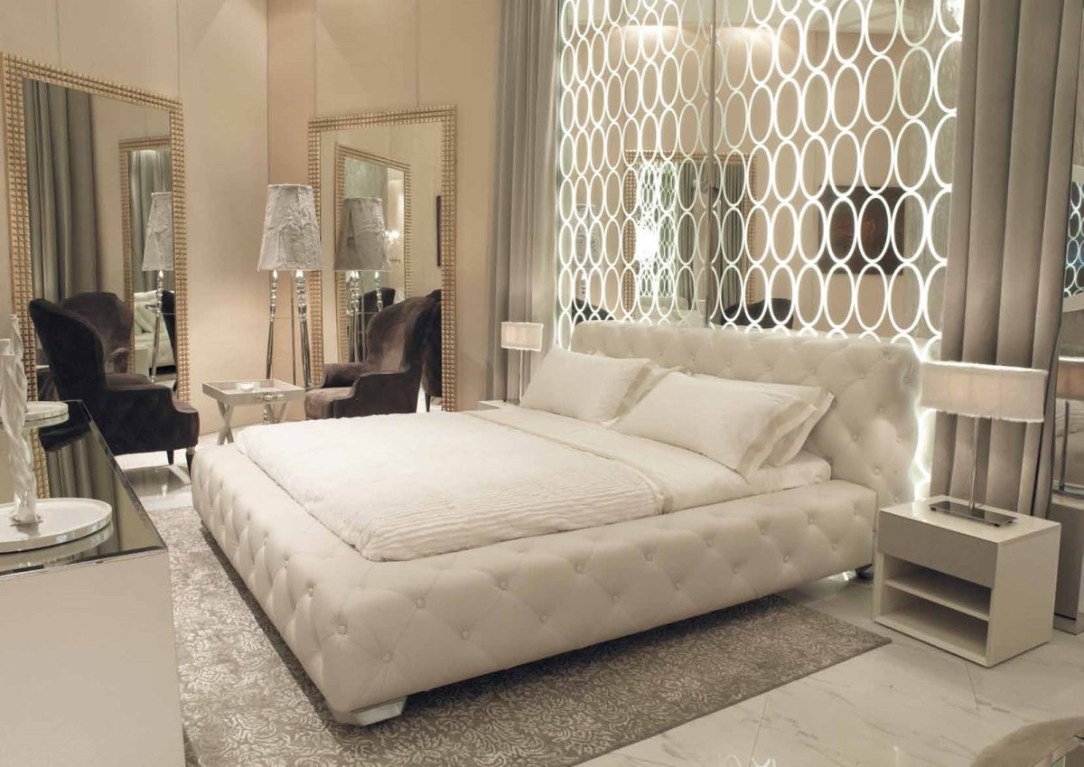 Декор над кроватью