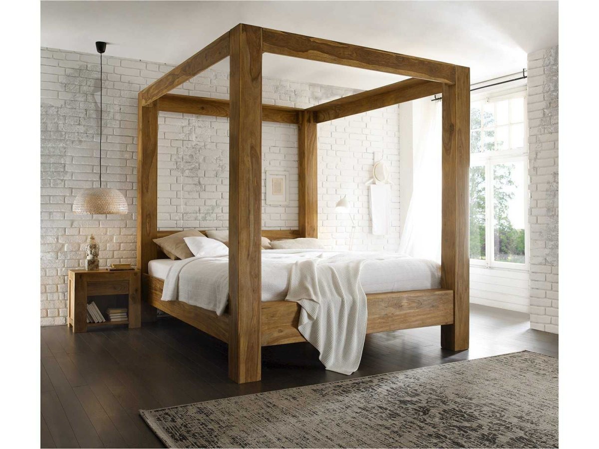 Кровать из бруса 200х160 с балдахином