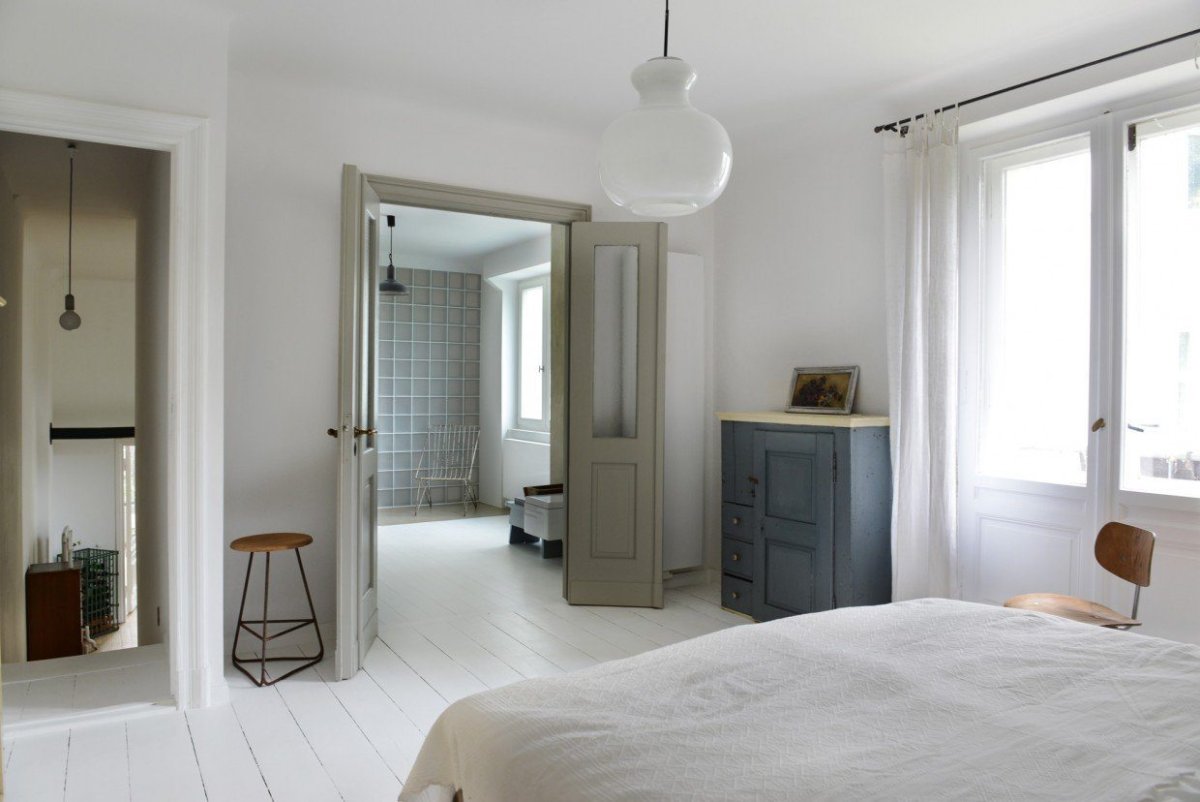 Дизайн спальни напротив кровати современная классика