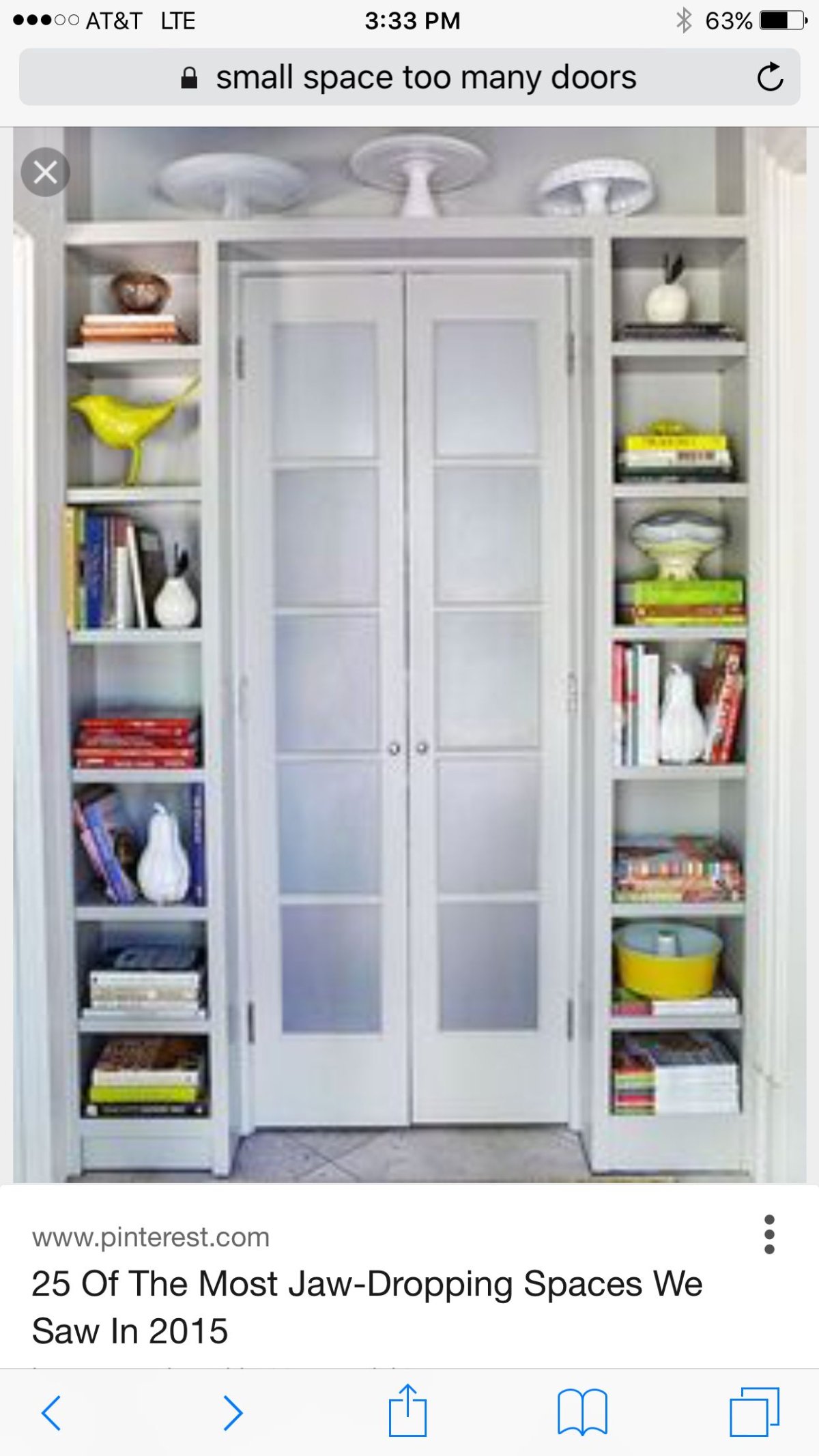 Шкаф за дверью