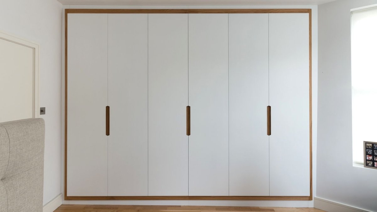 Встроенный шкаф невидимка