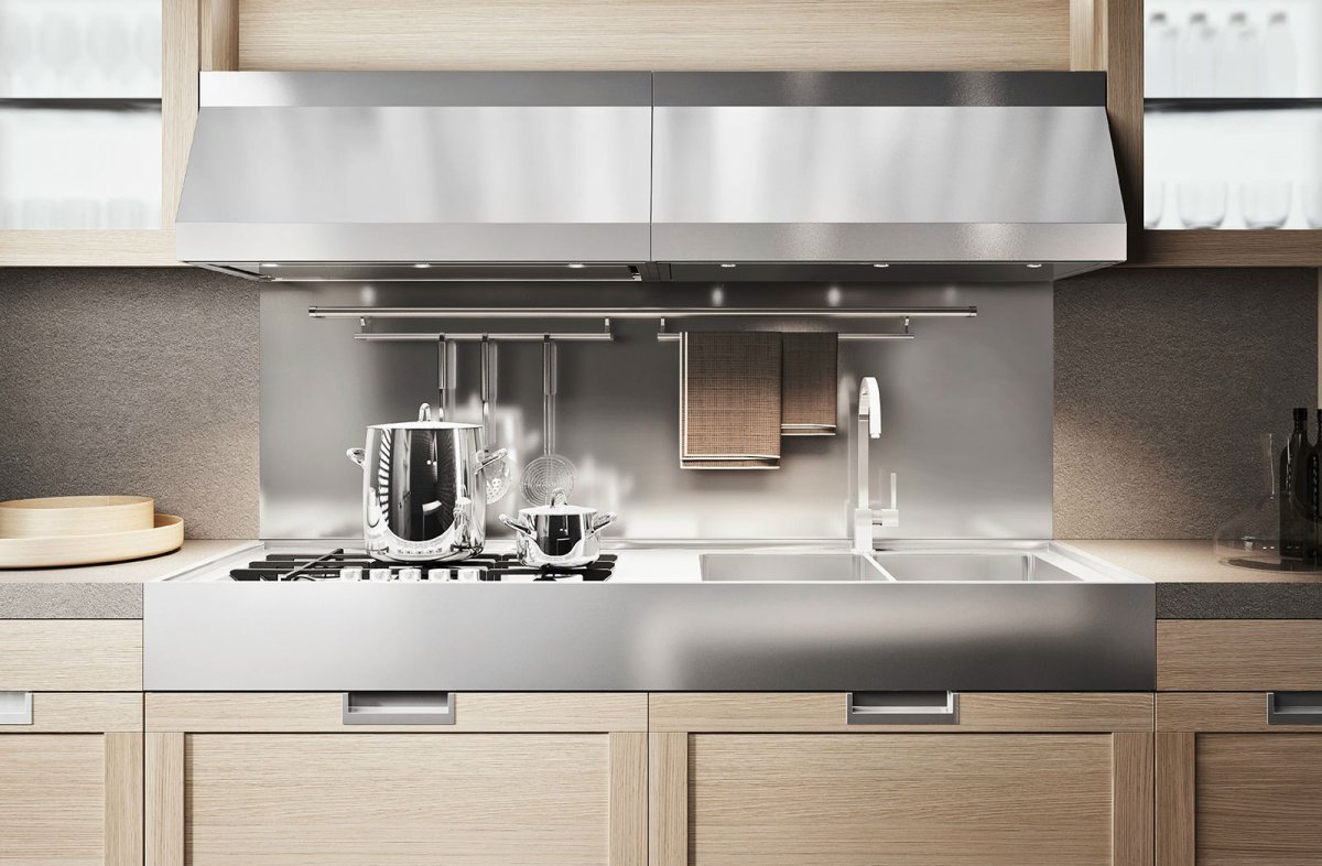 Фартук для кухни из металла