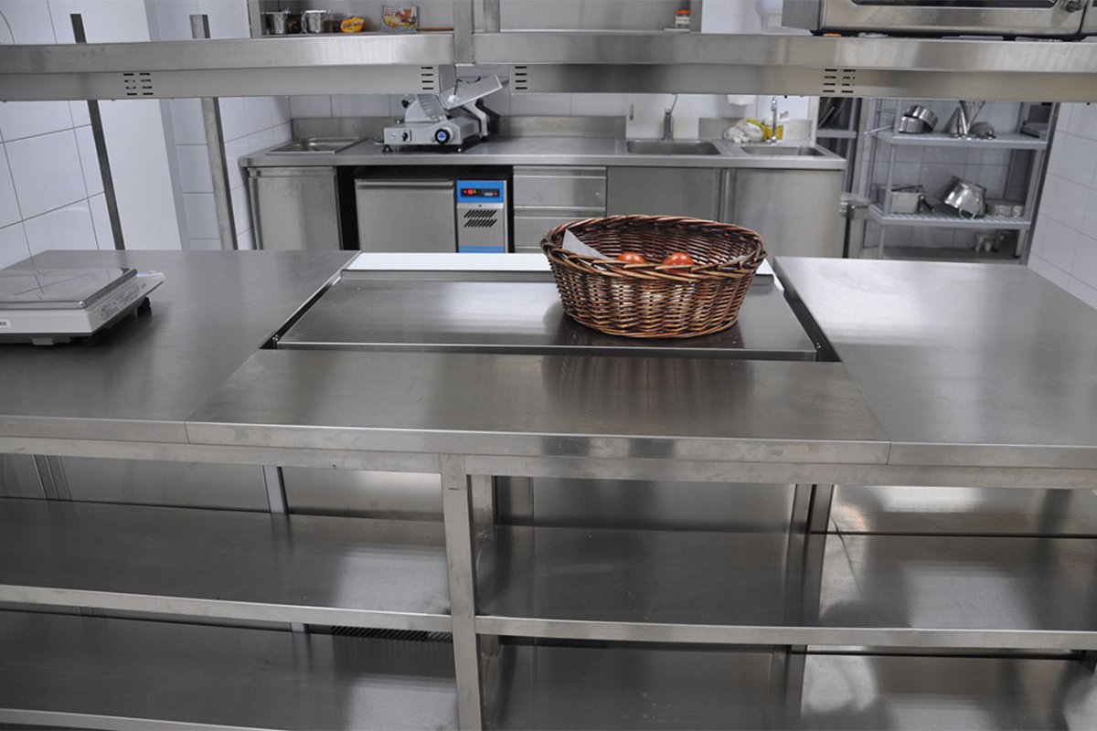 Стейнлесс стил