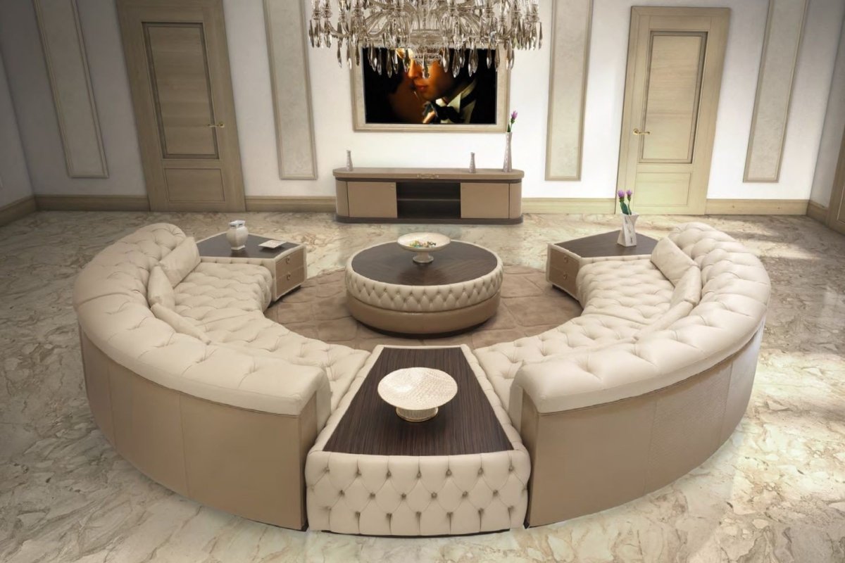 Полукруглый диван в интерьере