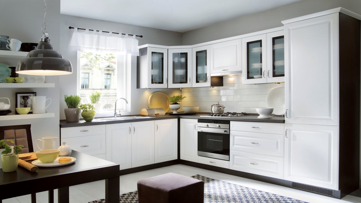 Кухонный гарнитур белый