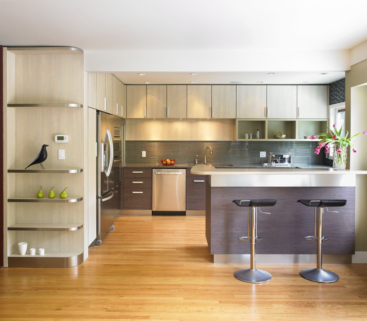 Барный шкаф для кухни