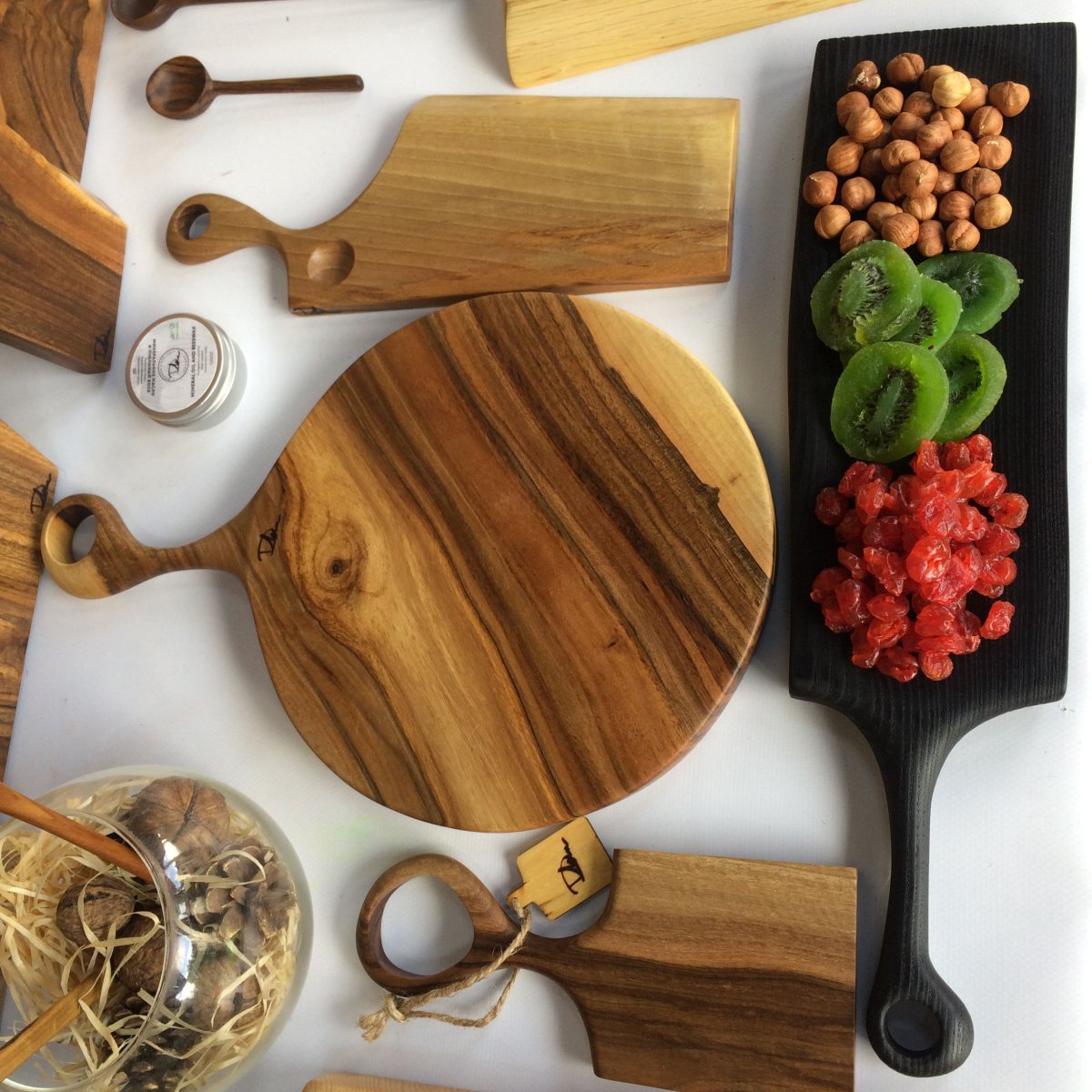 Кухонная лопатка из дерева