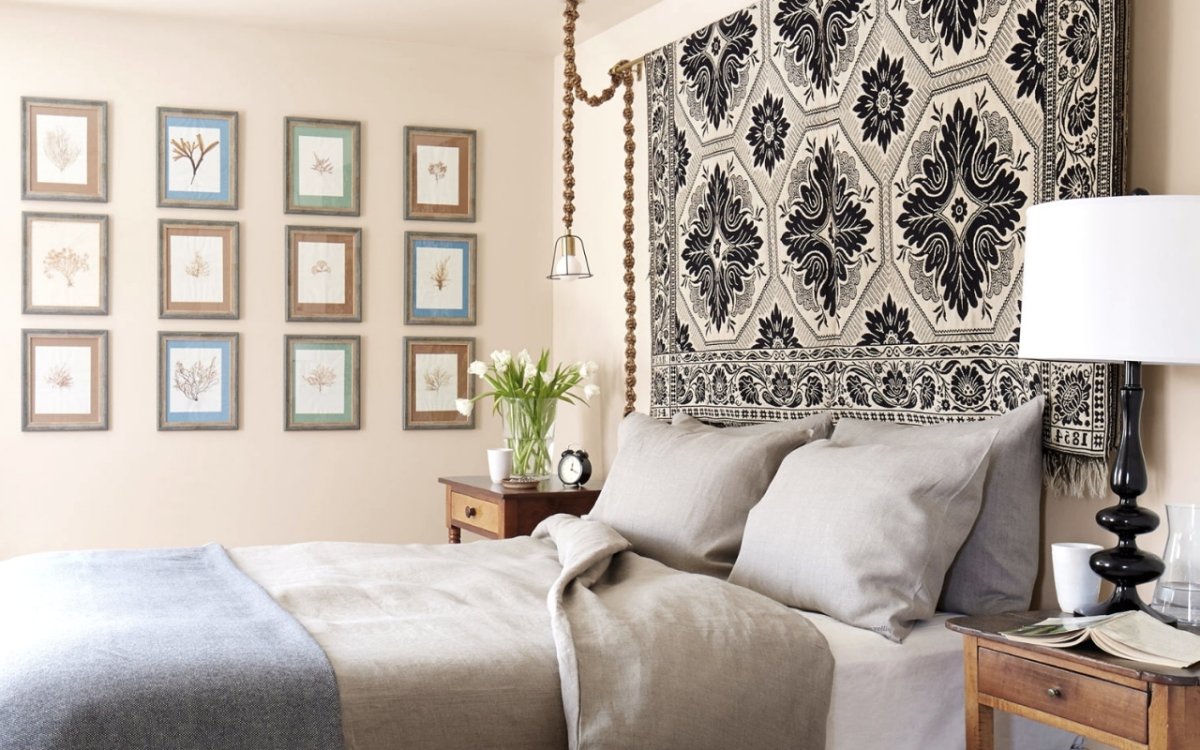 Декорируем изголовье кровати