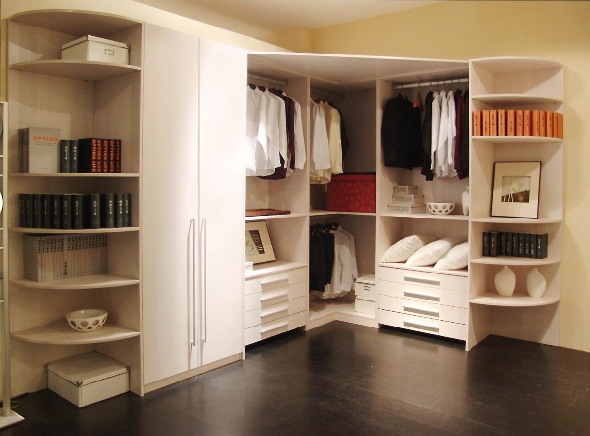 Угловая гардеробная