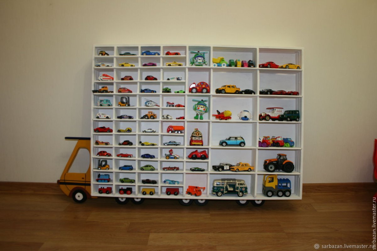 Стеллаж для коллекционных моделей автомобилей