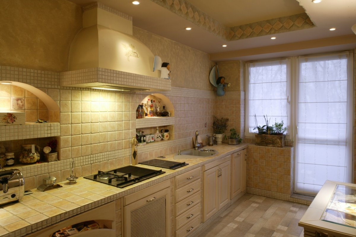 Потолок на кухне