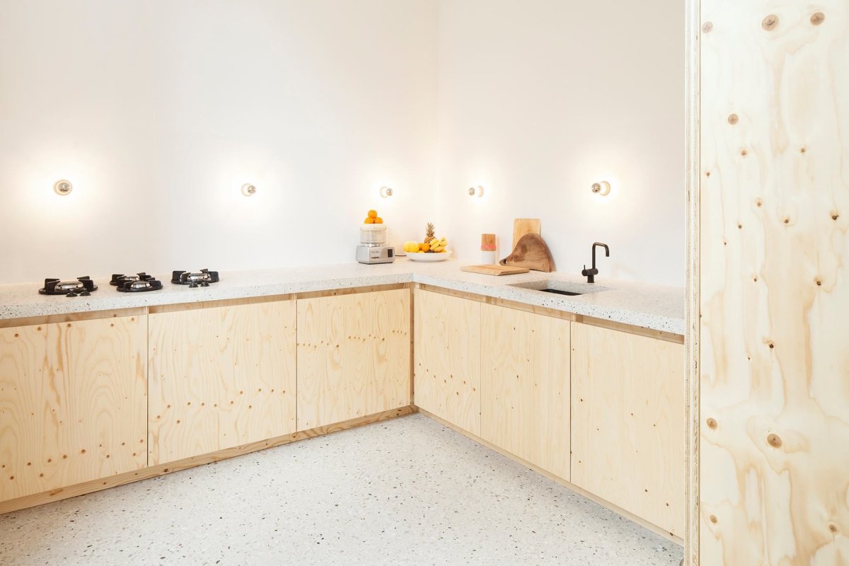 Кухня из влагостойкой фанеры