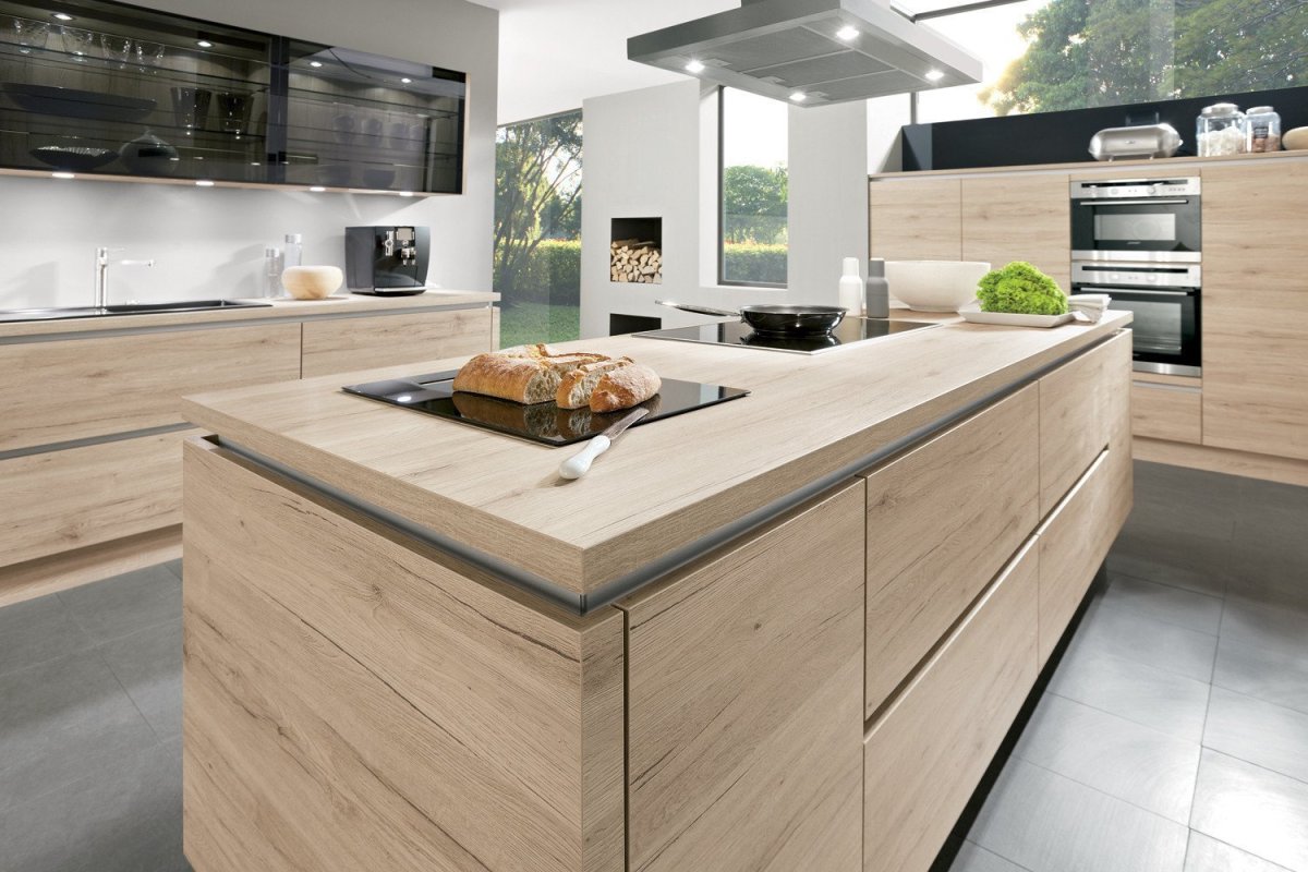 Ламинат на стену в кухне