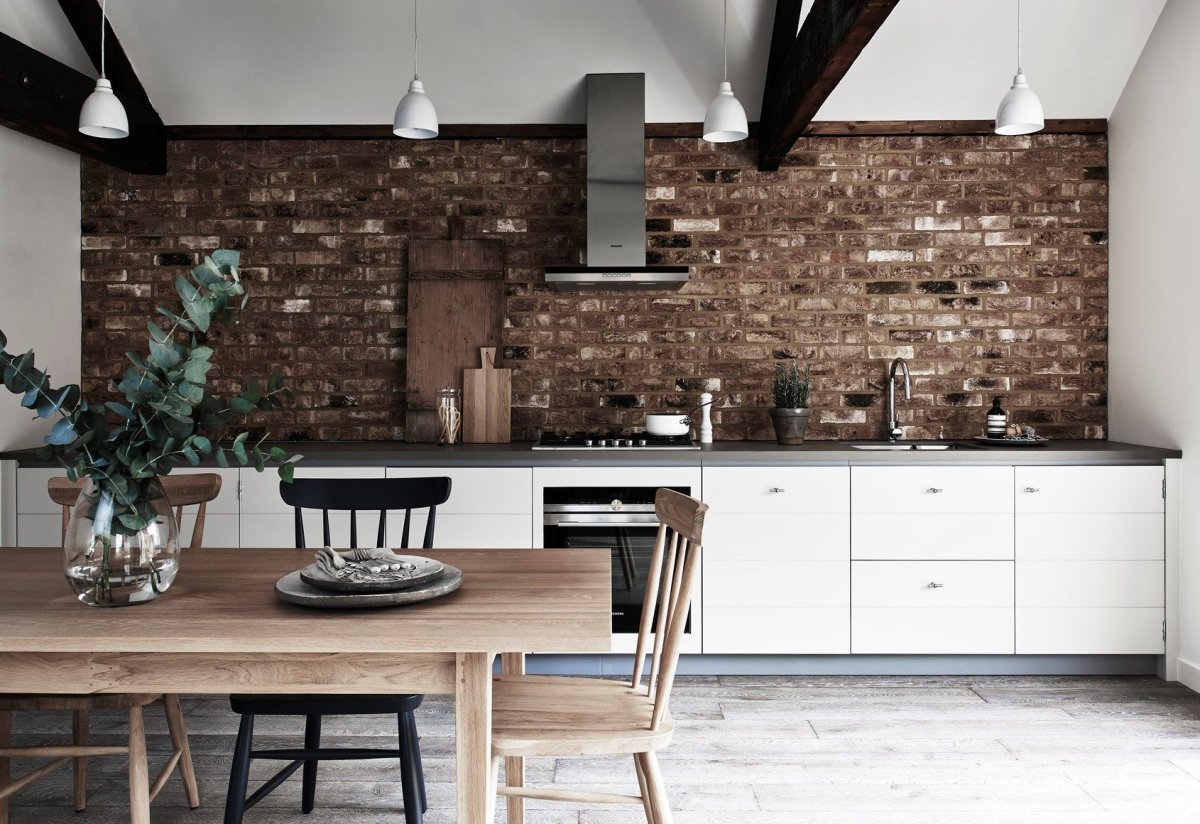 Белый кирпич в интерьере кухни