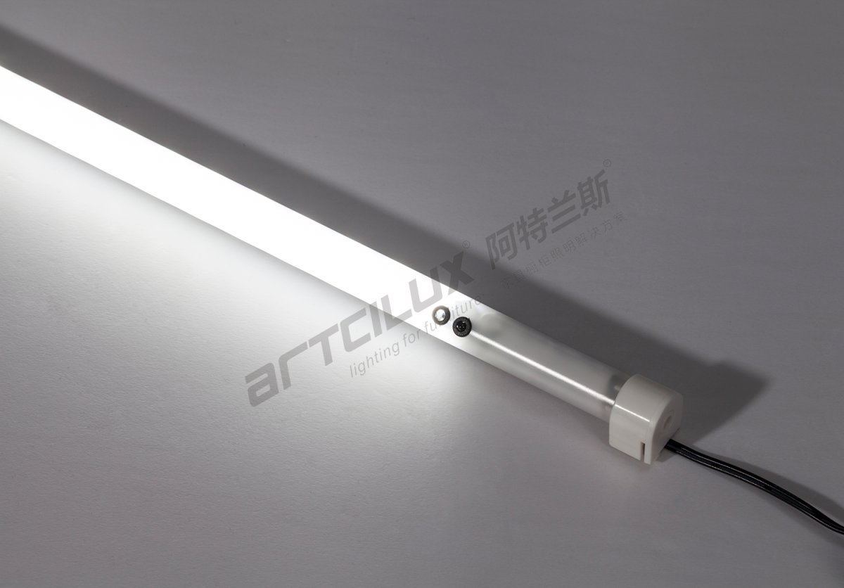 Сенсорный светильник шкафа