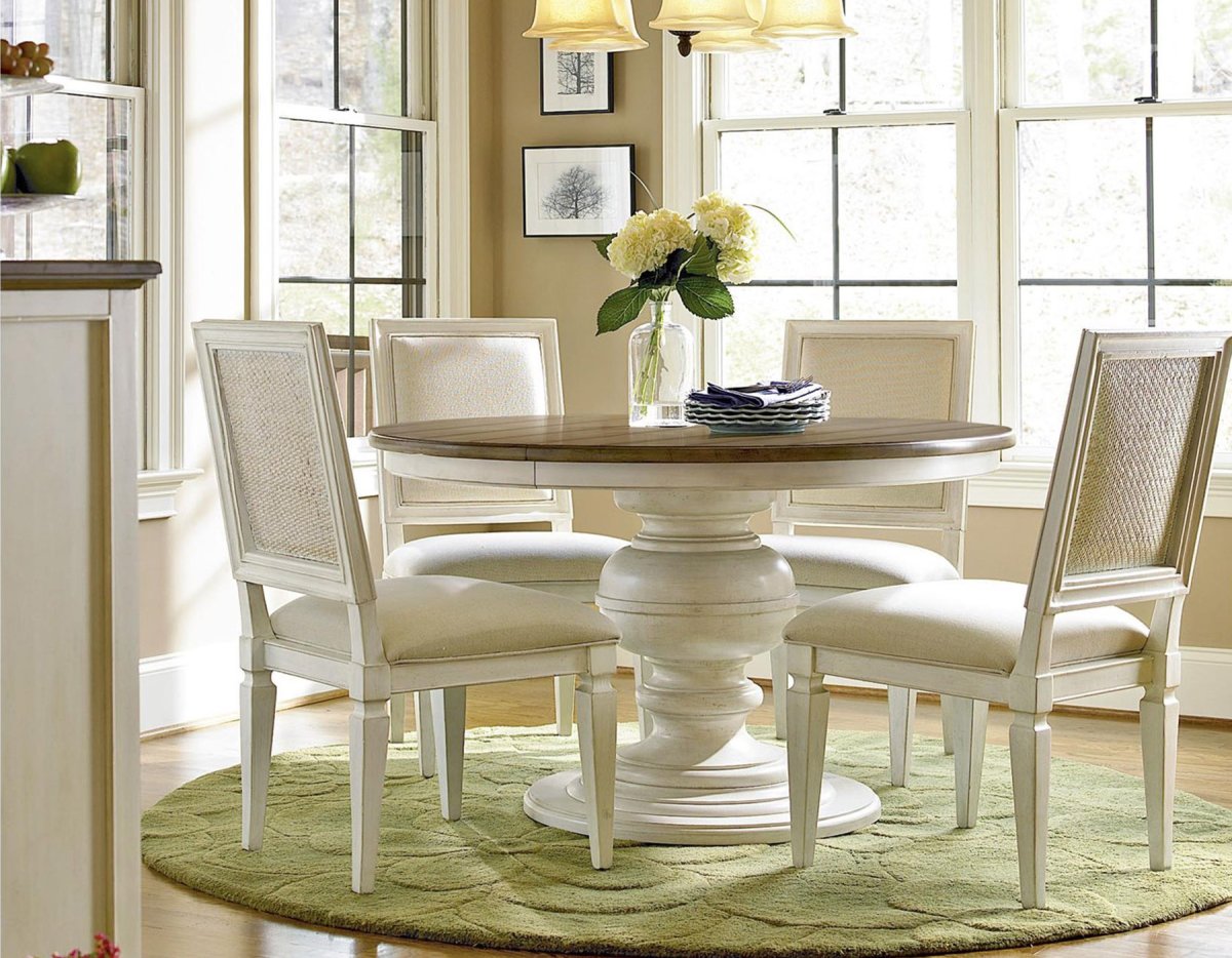 Стол Summerhill круглый обеденный Universal